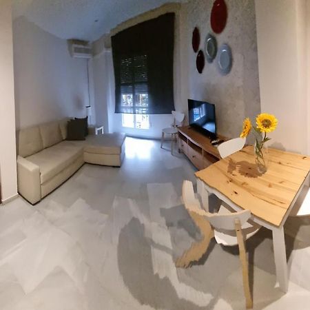 Apartamentos Centro Historico Севиля Екстериор снимка