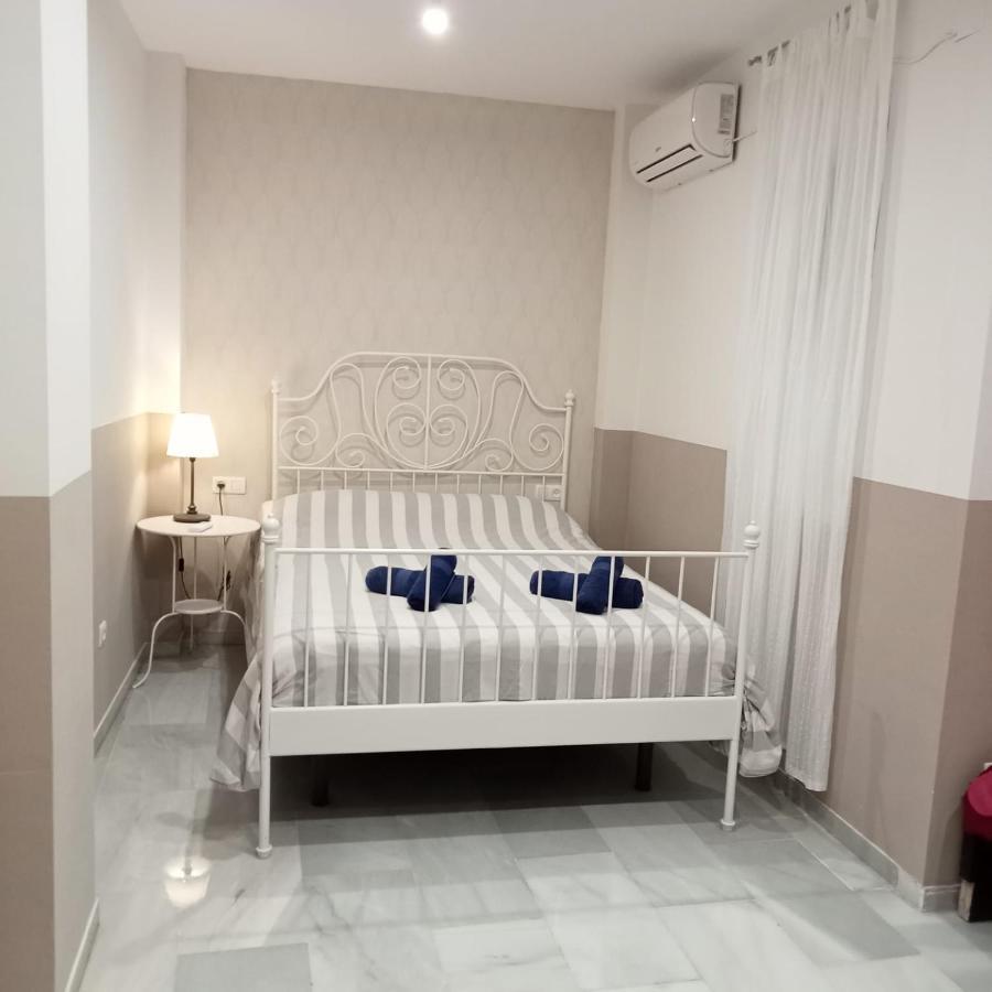 Apartamentos Centro Historico Севиля Екстериор снимка